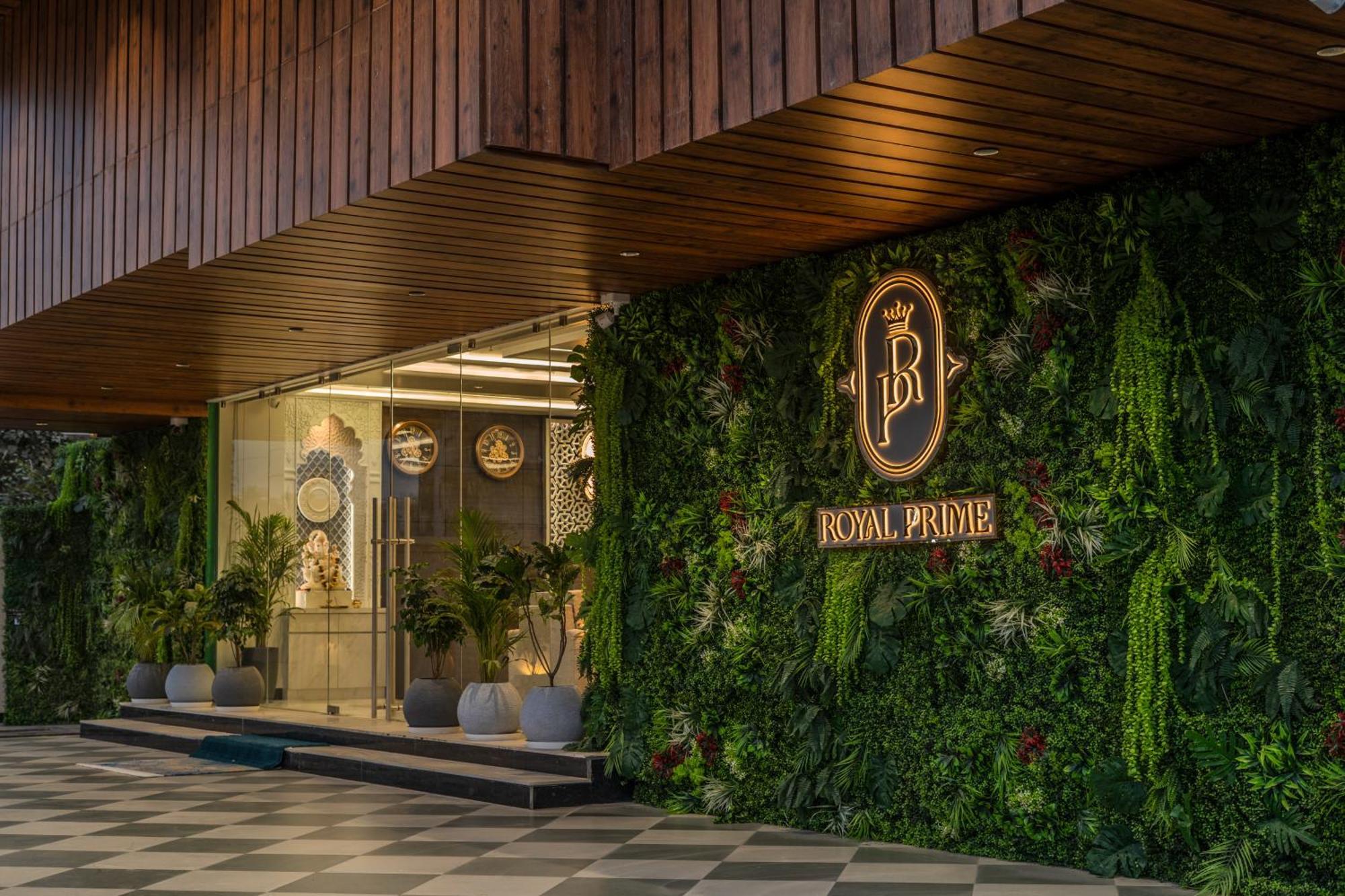 Royal Prime - A City Center Boutique Hotel In Jaipur Exteriör bild