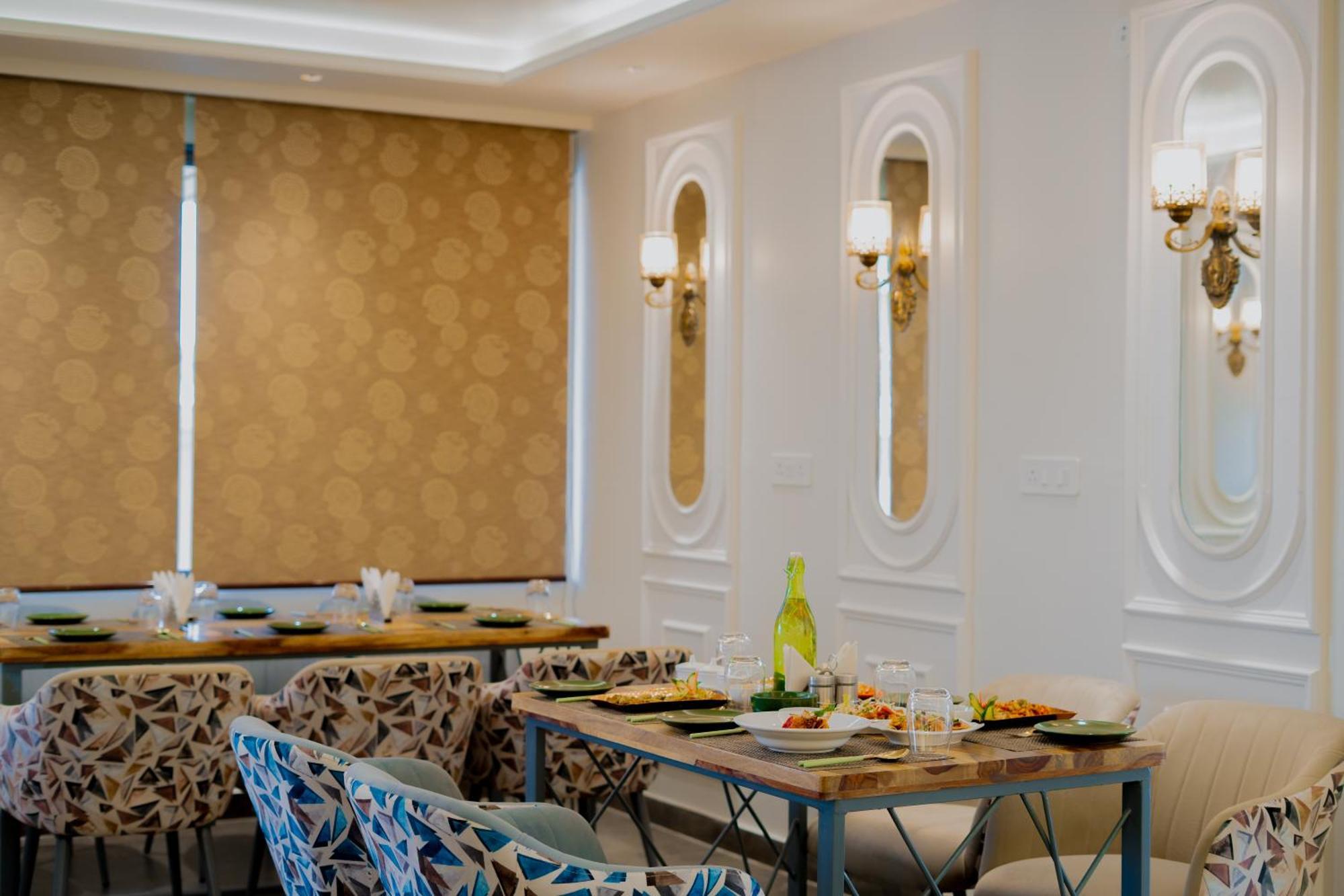 Royal Prime - A City Center Boutique Hotel In Jaipur Exteriör bild