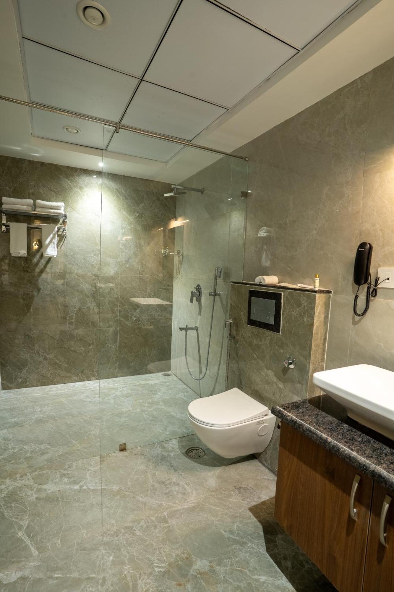 Royal Prime - A City Center Boutique Hotel In Jaipur Exteriör bild